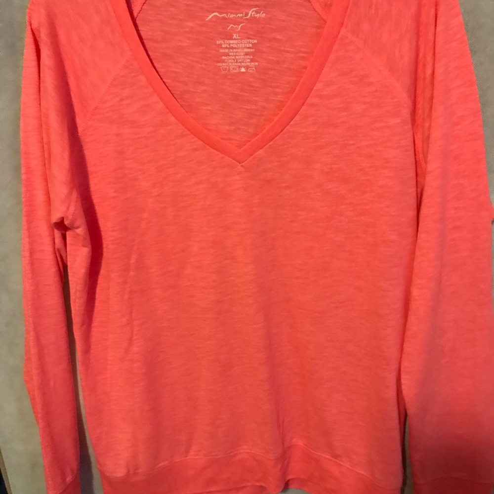 Long sleeve top